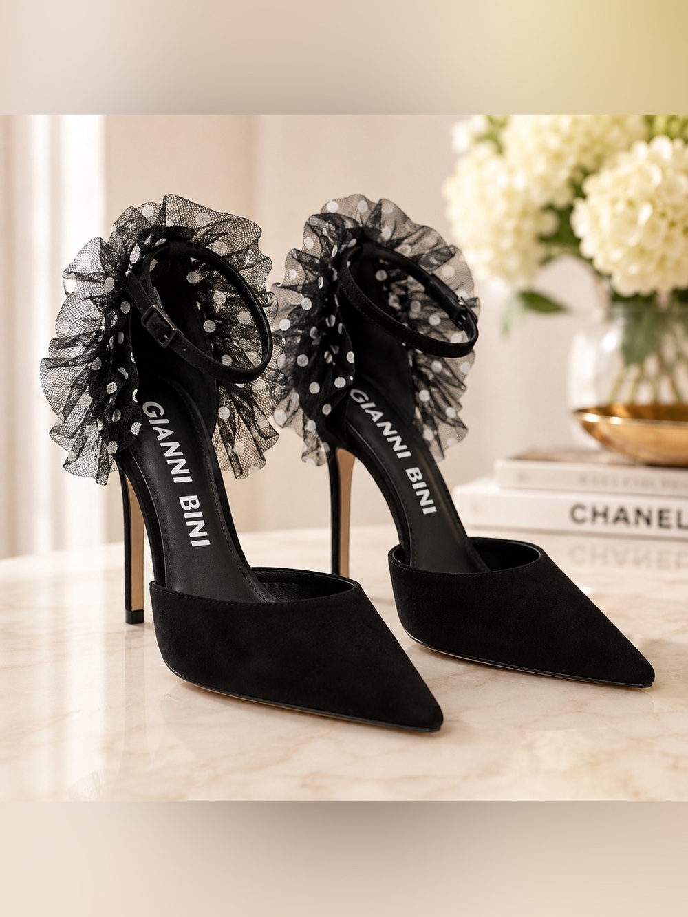 NWT Gianni Bini Black Polka Dot Ruffle Heels Pumps Size 8.5